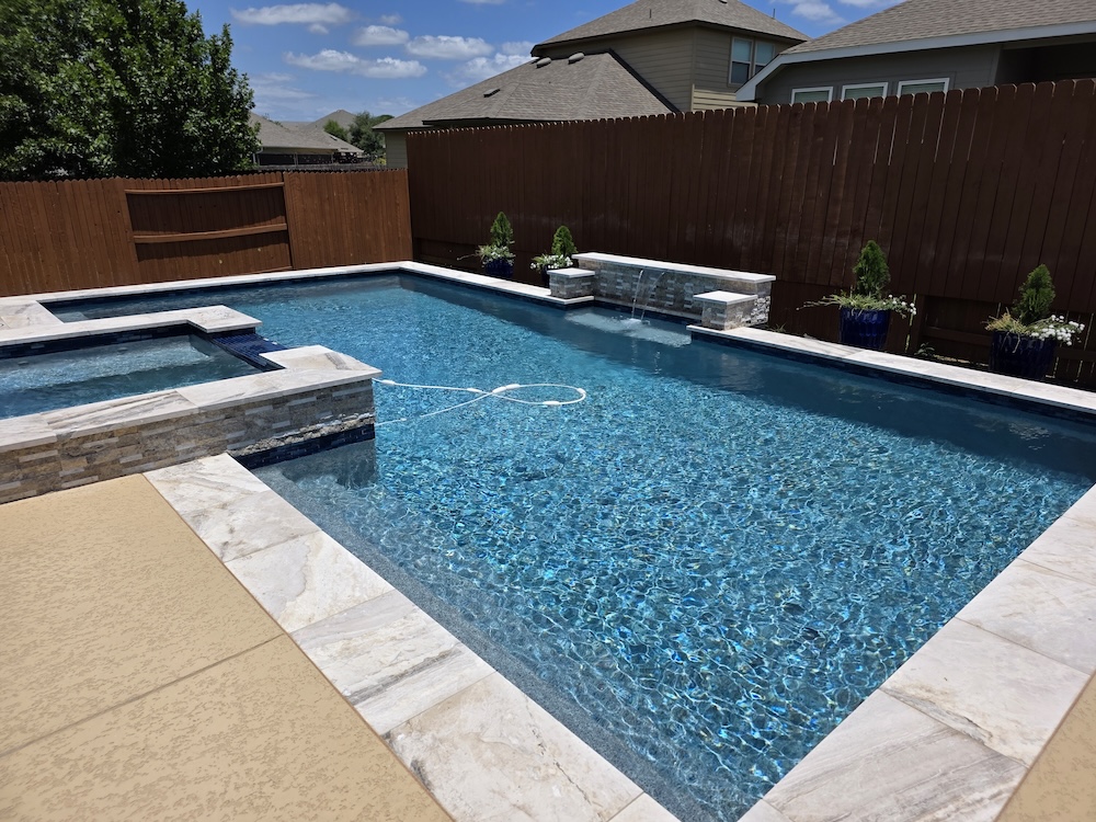Classic Pool & Spa Combo photo 2