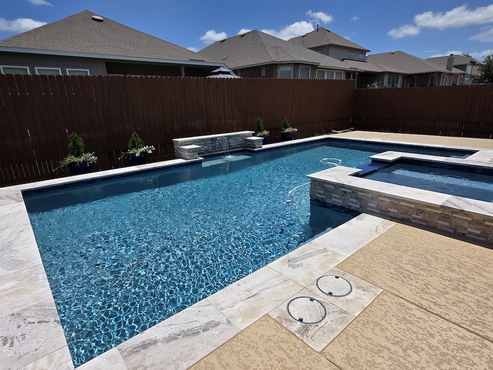 Classic Pool & Spa Combo photo 3