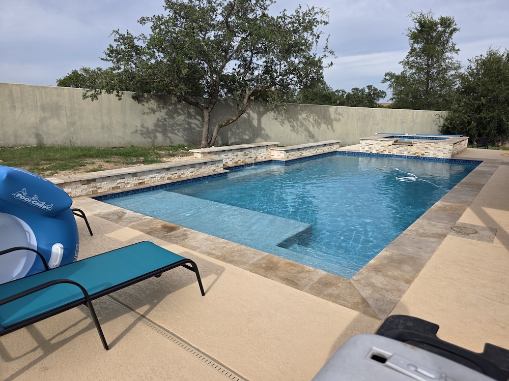 Stone Wall Oasis photo 1