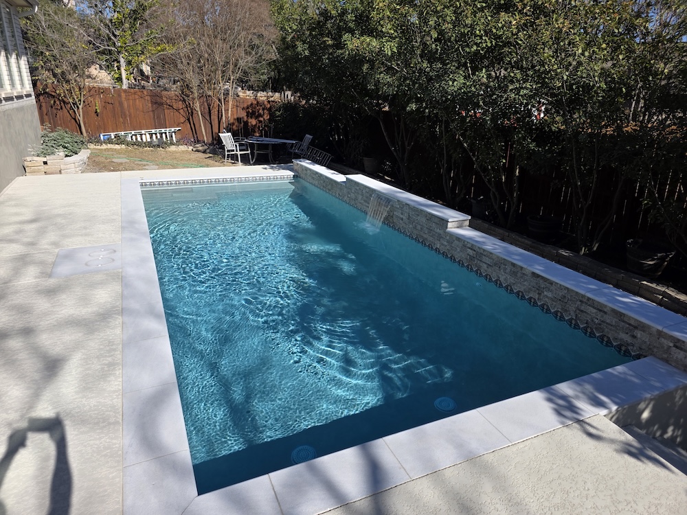 Clean Lines Pool photo 1